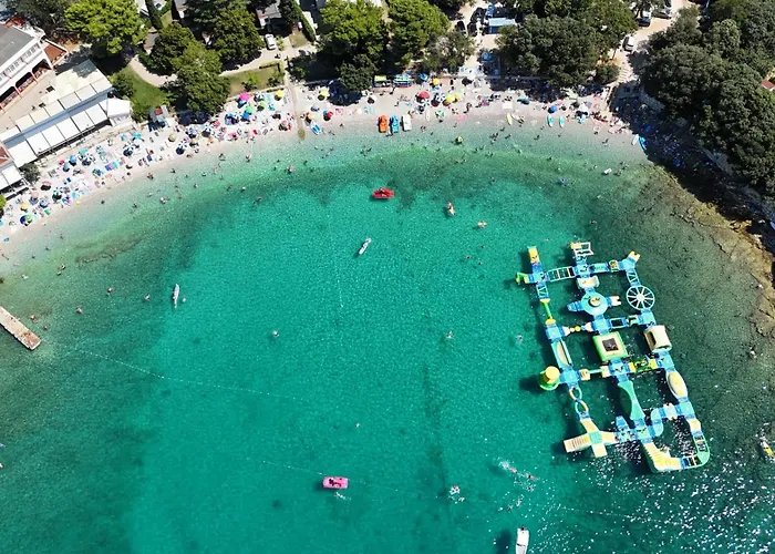 아파트 With A Parking Space Banjole, - 7488