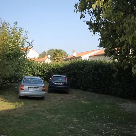 With A Parking Space Banjole, - 7488 Apartamento Pula